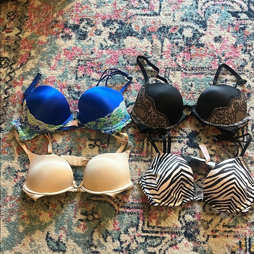 Bundle of 4 Aerie and Victoria’s Secret Bras